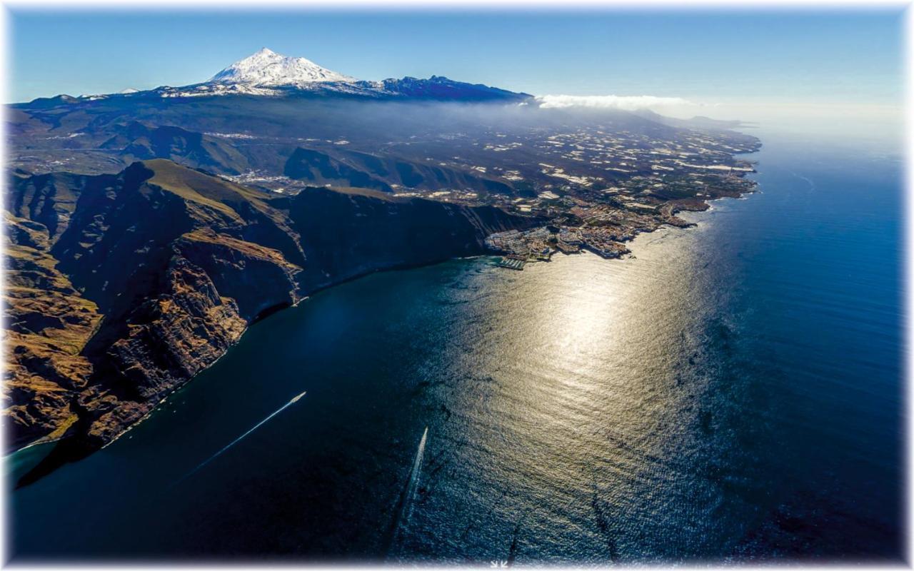 Acantilados de Los Gigantes, Islas Canarias, España Acantilado de los Gigantes Exterior foto